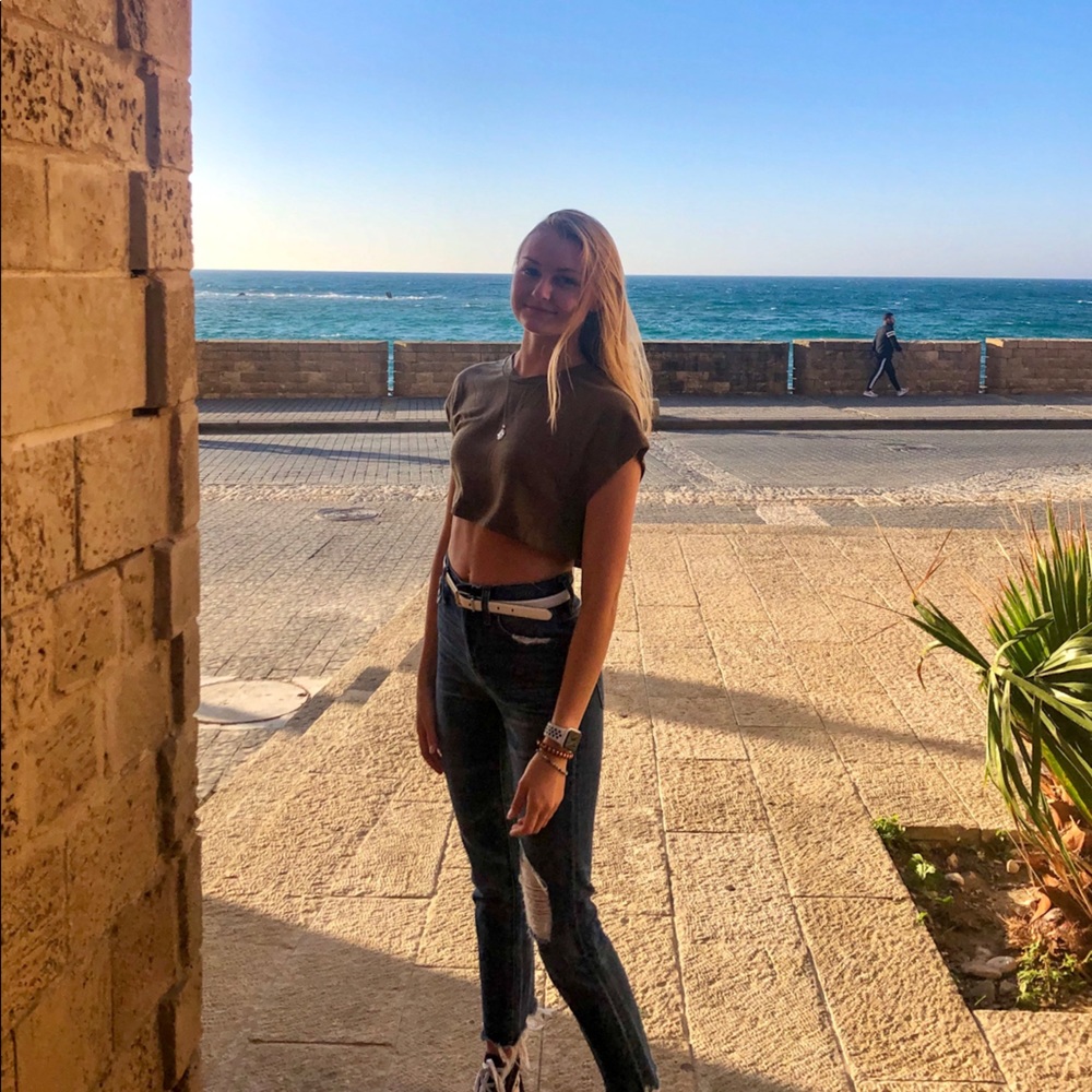 Meet your Posher, Jenna